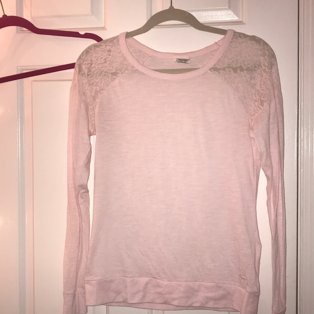 Long sleeve tee